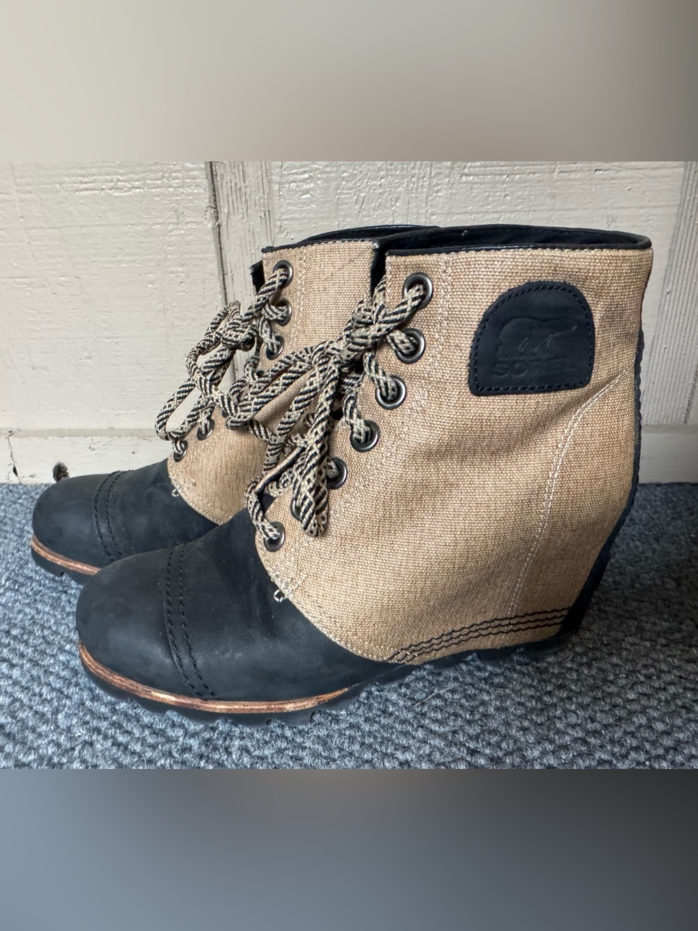 Sorel Boots Tan Size 8